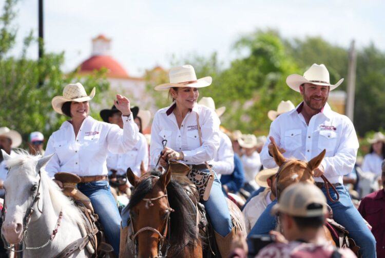 FORTALECE LAZOS CON NUEVA CIUDAD GUERRERO Se une CLCR a cabalgata de San Juan