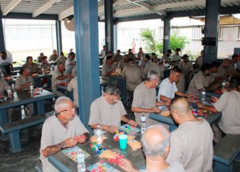 CEDES DE NUEVO LAREDO Celebran Día del Padre con lotería y convivencia