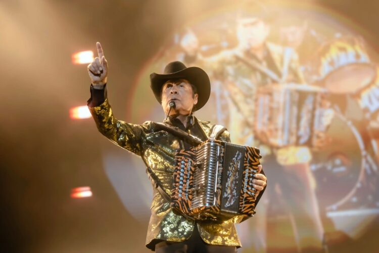 EN EL ESCENARIO DEL ESTADIO GNP Los Tigres del Norte ansían repetir éxito del 86