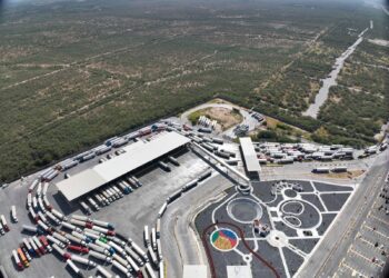 POR POLÍTICAS DE EU Caen 5% importaciones y exportaciones