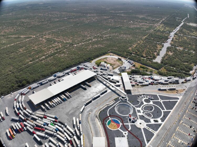 POR POLÍTICAS DE EU Caen 5% importaciones y exportaciones