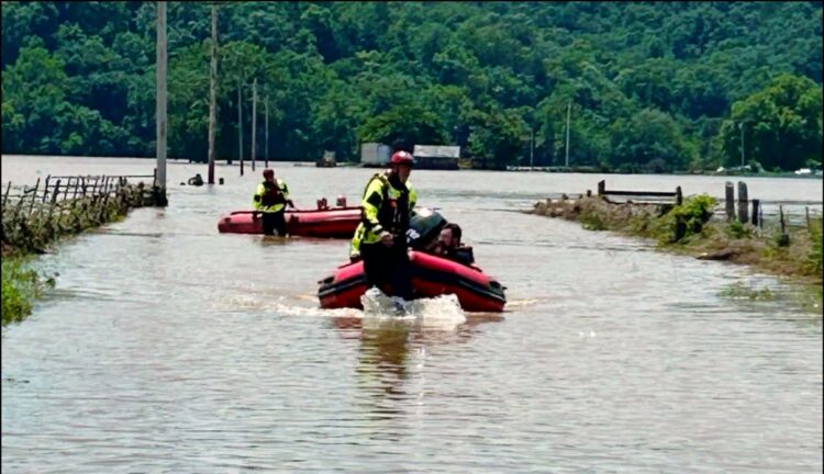 EL GOBIERNO DE TEXAS Activan fondo por inundaciones