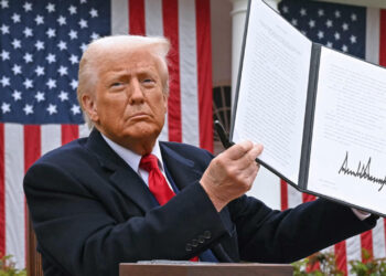 Asegura Trump que no tiene interés en renovar el T-MEC