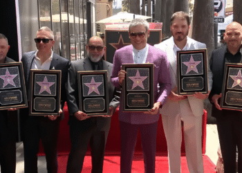 ¡ORGULLO MEXICANO! Intocable fue reconocida con una estrella en el Paseo de la Fama