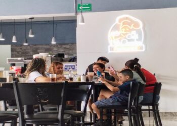 ECONOMÍA Clientes y restaurantes comparten inflación