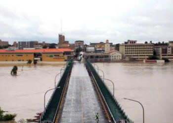VAN OCHO CRECIDAS DESDE 1954 Cronología de inundaciones