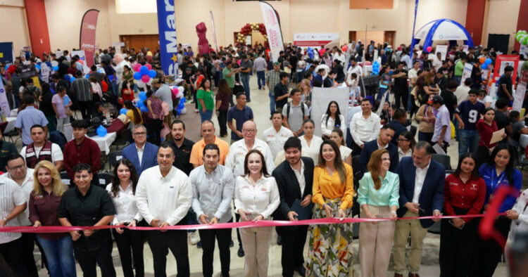 MÁS DE 700 VACANTES Ofrecen empleos a jóvenes