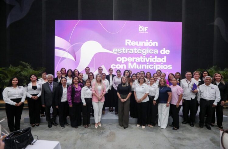 DE LOS 43 MUNICIPIOS Sostienen reunión directores del DIF