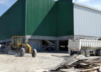 Abrirán 4 centros comerciales