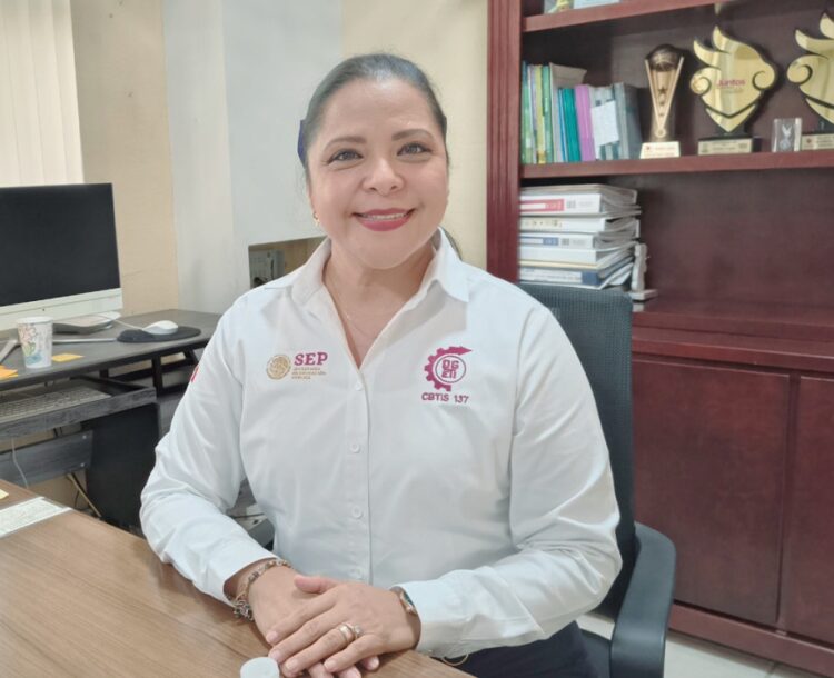 Tiene CBTIS 137 nueva directora