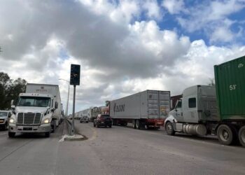 Pese a adversidades no cruzan por Colombia