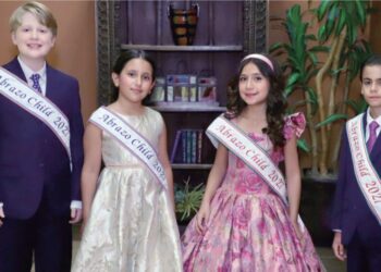 Presentan a Niños del Abrazo