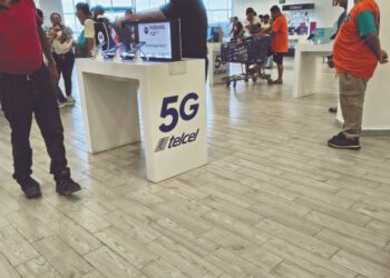 BASE DE DATOS ES VULNERABLE Critica CINL registro de líneas