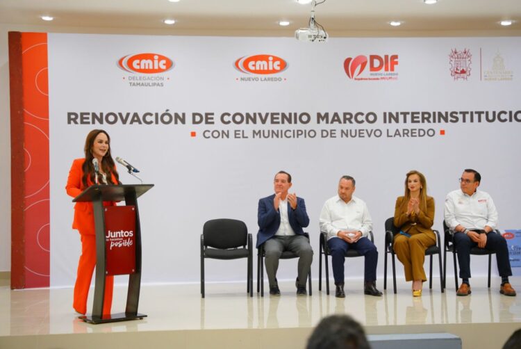 GOBIERNO MUNICIPAL Y CONSTRUCTORES Llevan apoyo a familias vulnerables