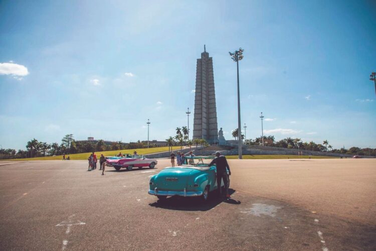 CREA EN SECRETO GRUPO ESPECIAL La CIA presiona por cambios en Cuba