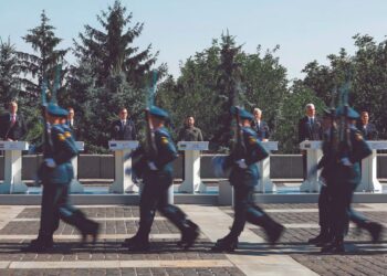 ALERTA ZELENSKI Rusia enviará 300 mil soldados a Ucrania