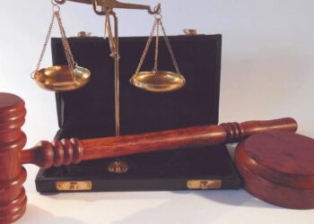 DESPACHOS DE COBRANZA Reclaman deudas a través del miedo