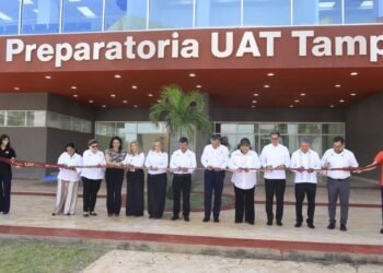 EN TAMPICO Inaugura AVA Prepa de la UAT