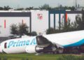 LUTO EN MIAMI: 5 MUERTOS Avión de Amazon descarrila y arde