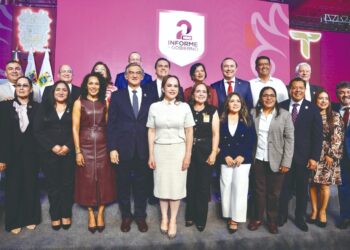 LEGISLADORES RESPALDAN SU LABOR Reconocen liderazgo de CLCR