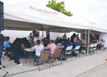 Llevan oportunidad laboral al poniente