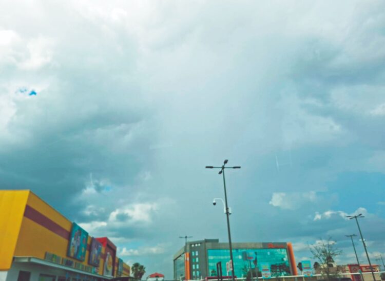 Llega con lluvia segundo frente frío