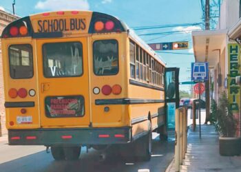 Preocupa a padres transporte saturado