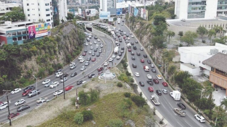TRAS POLÉMICA Da Nuevo León reversa a Pase Turístico