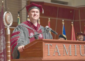 ES EL SÉPTIMO DIRIGENTE Nombra TAMIU a nuevo presidente