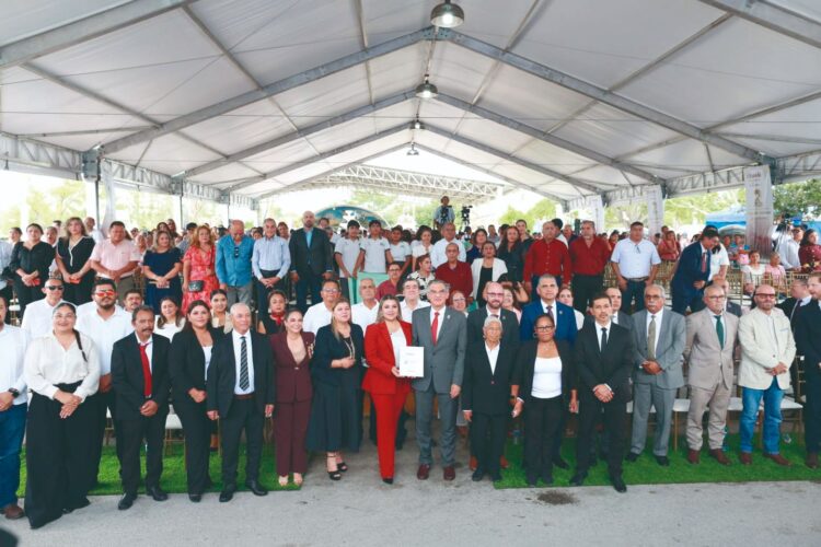 EN ABASOLO Impulsa Américo alternativas para el campo