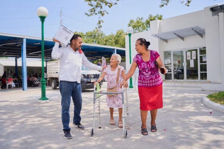 DIF TAMAULIPAS Llevan alimentos y atención a los 43 municipios
