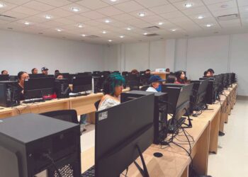 FORTALECEN A EMPRENDEDORES Impulsan a negocios locales con estrategia