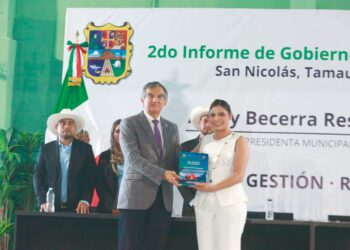 REFRENDA SU COMPROMISO Todos los municipios son importantes: Américo