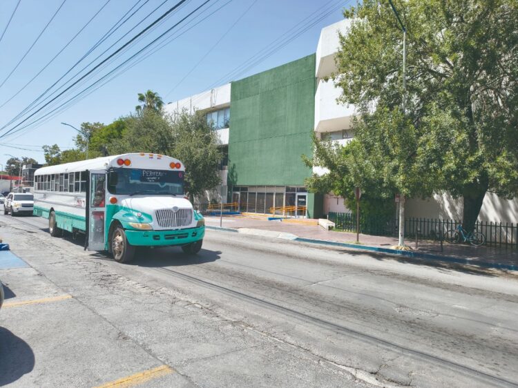 Toma asueto el IMSS