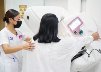 Ofrece DIF mastografías gratuitas