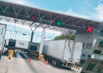 EN EL PUENTE INTERNACIONAL III Buscan que horario extendido se quede