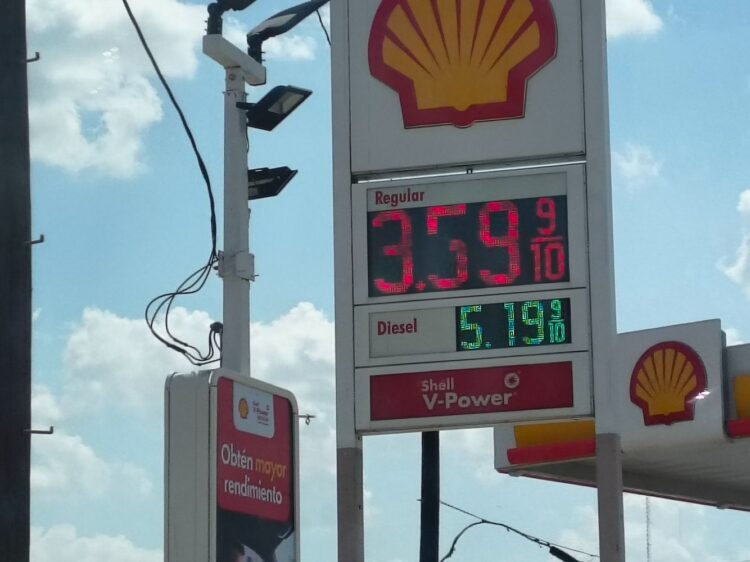 Sube la gasolina en Laredo