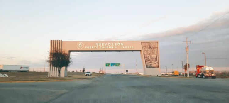 PUERTO LAREDO Extienden horario en Puente Colombia