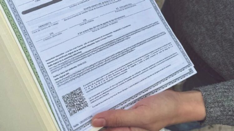 SON OFERTADOS EN REDES SOCIALES Alerta Crede por certificados falsos