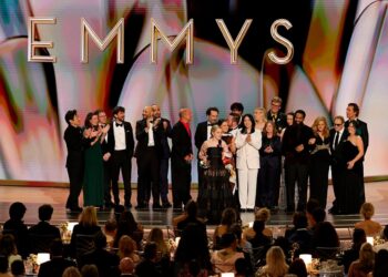 ‘The Pitt’ y ‘La maldición de Widow’s Bay’ Dominan la 78ª edición de los Premios Emmy