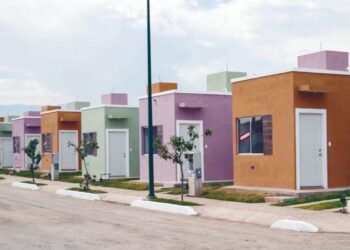 Construirán 10 mil viviendas