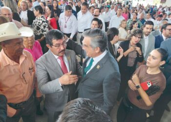 Destaca Américo sinergia con la UAT