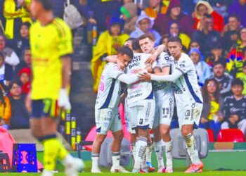 UNO MÁS A LA COLECCIÓN ¡Frenan al líder!