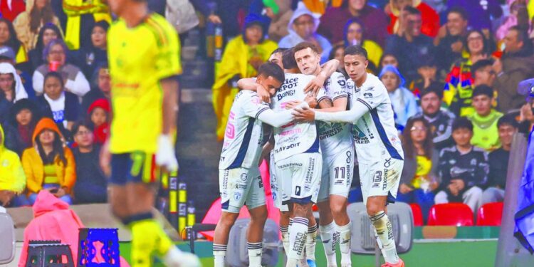 UNO MÁS A LA COLECCIÓN ¡Frenan al líder!
