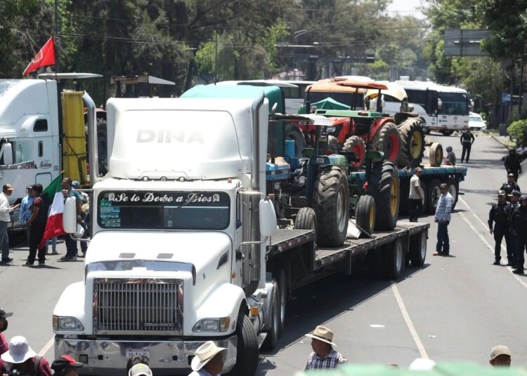 CRISIS EN EL SECTOR Transportistas harán paro hoy