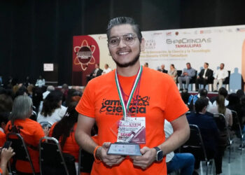 Docente de la UAT gana acreditación de la NASA
