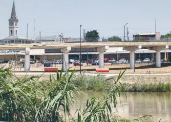 BUSCAN DAR REVERSA A MEDIDA Boyas son un peligro: Cuéllar