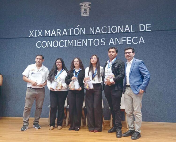 Ganan alumnos UAT primer lugar en Maratón de Conocimientos