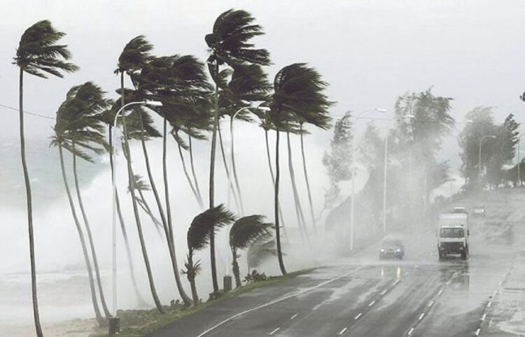 CENTRO NACIONAL DE HURACANES Vigilan probable ciclón en el Golfo