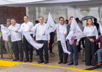 CON MOBILIARIO Y EQUIPOS Fortalece SET escuelas públicas